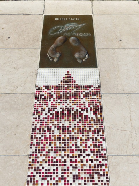 汤普森的精 汤普森的精